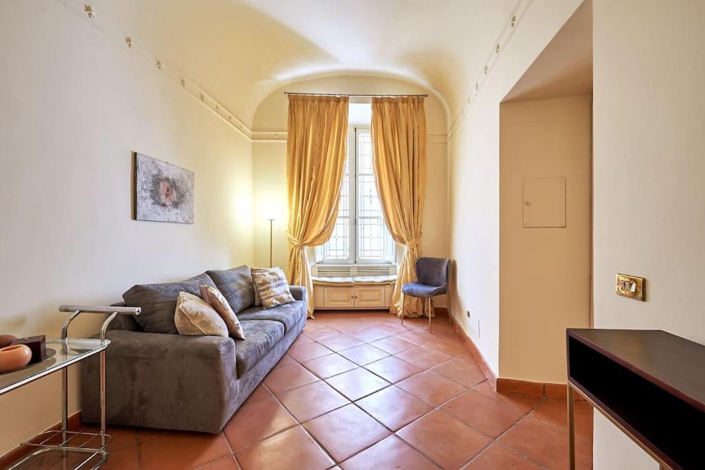 Irex - Cavour Private Apartment Рим Экстерьер фото