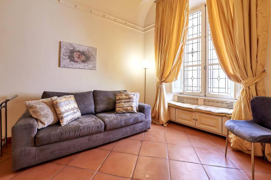 Irex - Cavour Private Apartment Рим Экстерьер фото